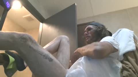 Snapshot of dylp400 chatting on 10.22.25 dylp400 online show from 10.22.25