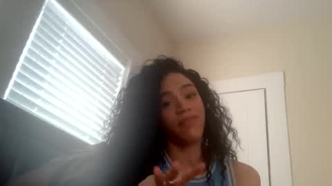 Snapshot of dynasty313 chatting on 01.21.25 Dynasty online show from 01.21.25