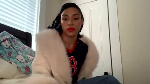 Snapshot of dynasty313 chatting on 03.09.25 Dynasty online show from 03.09.25