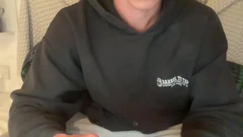 Snapshot of e534563 chatting on 09.18.25 e534563 online show from 09.18.25