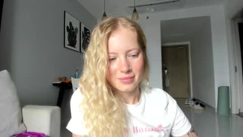 fansly - yourbestbaby online show from 02.15.25