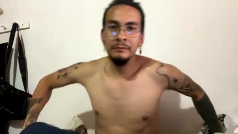 Snapshot of eaquintero629 chatting on 01.12.25 eaquintero629 online show from 01.12.25