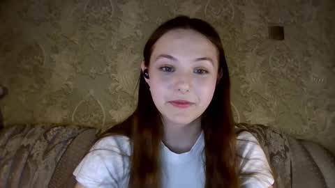 Snapshot of earlenegadsden chatting on 02.09.26 Yuni online show from 02.09.26