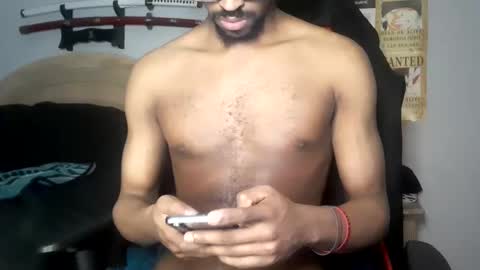 TWITTER   INSTAGRAM    easybreezy20   ONLINE 1230 AM TO 7AM online show from 01.17.26