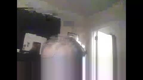 Snapshot of easye4015 chatting on 12.22.24 Easye online show from 12.22.24