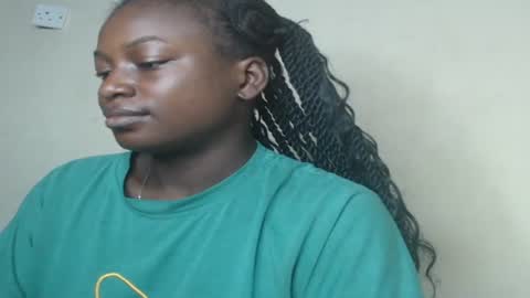 Snapshot of eatuupx chatting on 01.19.25 eatuupx online show from 01.19.25