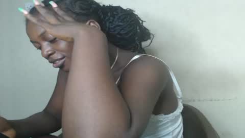 Snapshot of eatuupx chatting on 01.20.25 eatuupx online show from 01.20.25