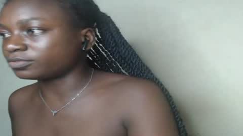 Snapshot of eatuupx chatting on 02.01.25 eatuupx online show from 02.01.25