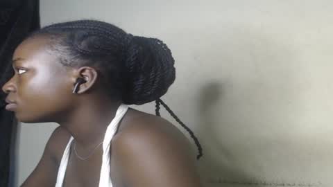 Snapshot of eatuupx chatting on 02.02.25 eatuupx online show from 02.02.25