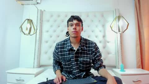 Snapshot of eban_gnr chatting on 03.30.26 EBAN online show from 03.30.26