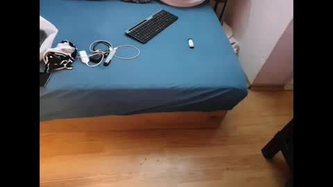 shy yoong cross online show from 01.06.26