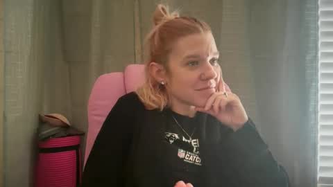 Snapshot of ebony8ivory chatting on 02.13.26 americnbarbie online show from 02.13.26