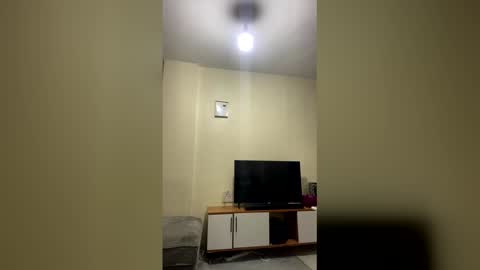 Snapshot of ebony_ana chatting on 01.08.26 ana online show from 01.08.26