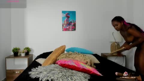 ebony_cute9 online show from 04.06.26