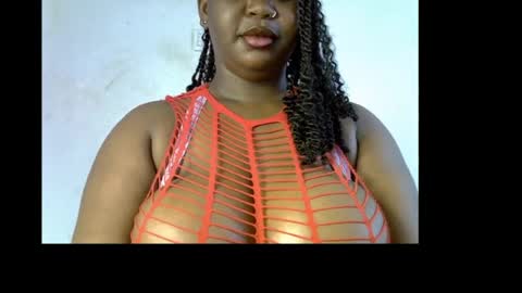 Snapshot of ebony_plumx12 chatting on 04.23.26 Prisy online show from 04.23.26