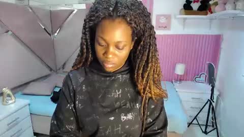 Snapshot of ebony_rizon chatting on 06.09.26 ebony_rizon online show from 06.09.26
