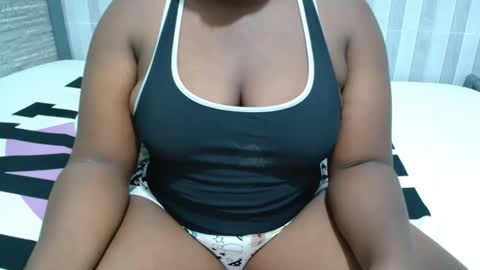 Snapshot of ebony_sabrina chatting on 04.10.26 Sabrina online show from 04.10.26