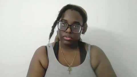 Snapshot of ebonybigtitqueen0 chatting on 09.16.25 ebonybigtitqueen0 online show from 09.16.25