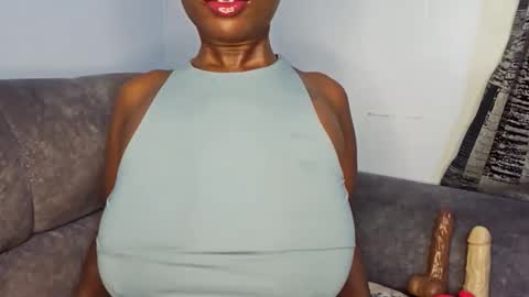 Ebony Melanie online show from 11.29.25