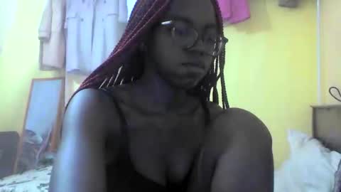 Snapshot of ebonymuse2 chatting on 02.13.26 Ebonymuse2 online show from 02.13.26