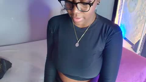 Snapshot of ebonyrosee_ chatting on 06.04.26 ebonyrosee_ online show from 06.04.26