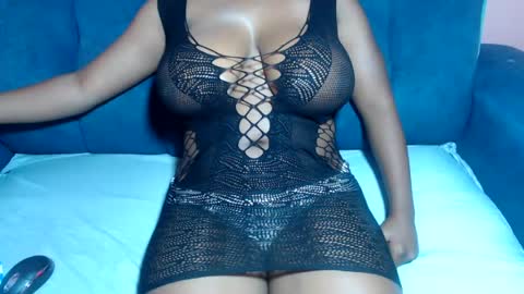 Snapshot of ebonysmiles00 chatting on 07.22.26 ebonysmiles00 online show from 07.22.26