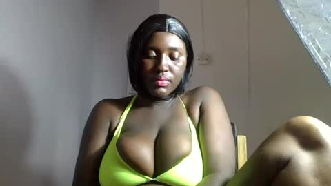 Snapshot of ebonyvd chatting on 06.15.26 ebonyvd online show from 06.15.26