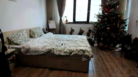 ecaterina_katy online show from 12.12.24