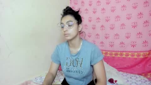 Snapshot of eclipseandflame chatting on 11.19.25 online show from 11.19.25