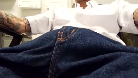 Snapshot of ed_big_cock chatting on 03.12.25 Edd Gallego online show from 03.12.25