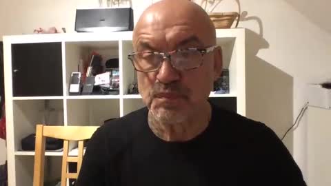 Snapshot of eddelmar chatting on 01.18.25 eddelmar online show from 01.18.25