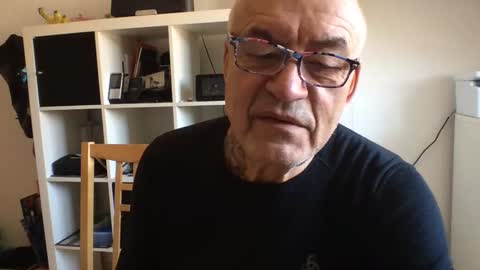 Snapshot of eddelmar chatting on 02.04.25 eddelmar online show from 02.04.25