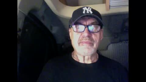 Snapshot of eddelmar chatting on 03.06.25 eddelmar online show from 03.06.25