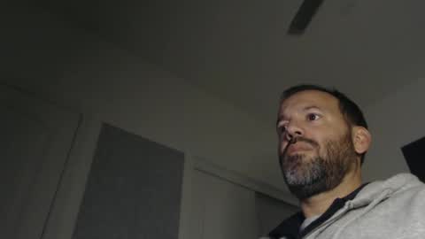 Snapshot of edge_masters chatting on 01.08.25 EdgeM online show from 01.08.25