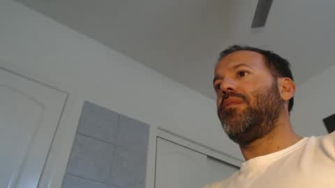 Snapshot of edge_masters chatting on 02.22.25 EdgeM online show from 02.22.25