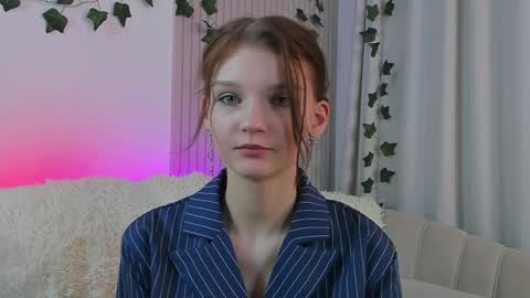 Lisa  online show from 01.21.25