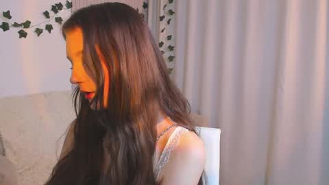 Lisa  online show from 02.25.25