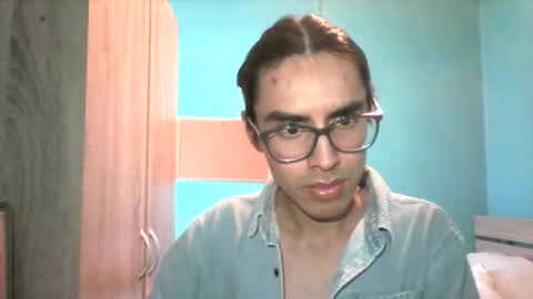 Snapshot of eduardo_andres chatting on 02.21.26 Eduardo Andrs online show from 02.21.26