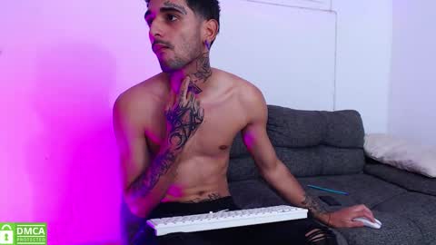 edward_johnsonn online show from 12.16.25