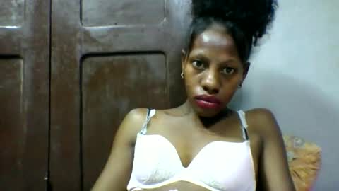 edwige770943 online show from 05.12.26