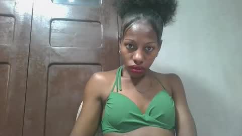 edwige770943 online show from 05.17.26