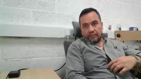 Snapshot of edwill13 chatting on 02.17.26 EdM online show from 02.17.26