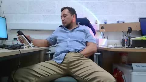 Snapshot of edwill13 chatting on 03.18.26 EdM online show from 03.18.26