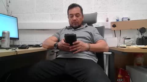 Snapshot of edwill13 chatting on 03.24.26 EdM online show from 03.24.26