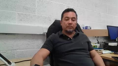 Snapshot of edwill13 chatting on 04.09.26 EdM online show from 04.09.26