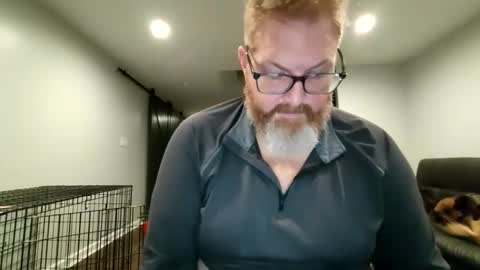 Snapshot of edyja chatting on 12.15.25 Eddya online show from 12.15.25