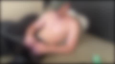 Snapshot of eeinla chatting on 04.06.26 Evan online show from 04.06.26