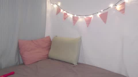 effa__laska online show from 12.20.25