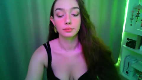 Snapshot of effie_balconii chatting on 03.08.26 effie_balconii online show from 03.08.26