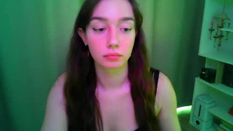 Snapshot of effie_balconii chatting on 05.11.26 effie_balconii online show from 05.11.26
